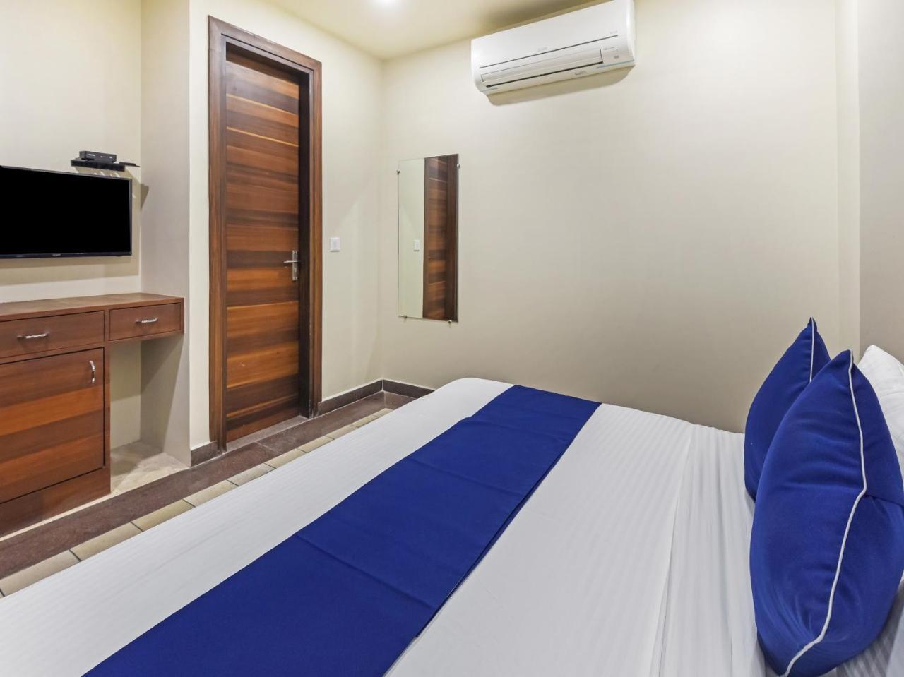 Fabexpress Marigold I Hotel New Delhi Exterior photo